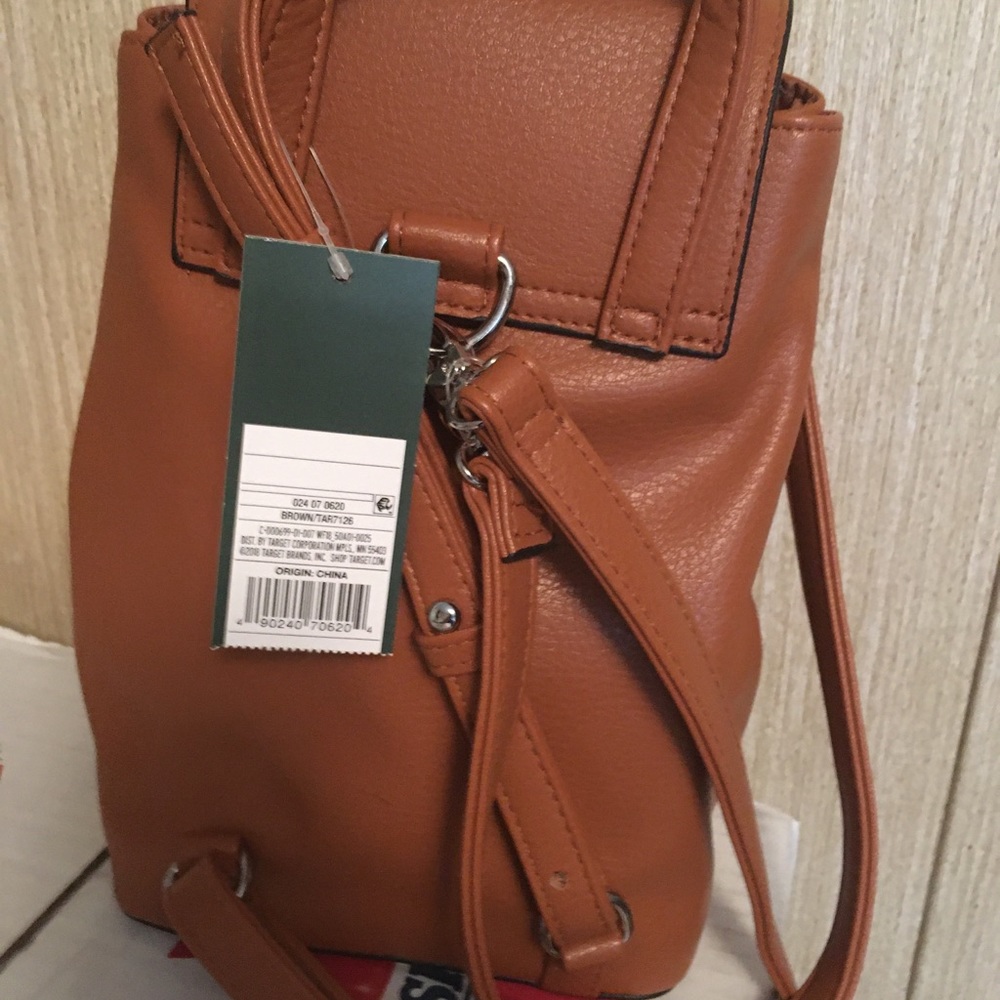 NWT WILD FABLE BACKPACK PURSE W/FRINGE Cognac/Gold - Picture 2 of 8